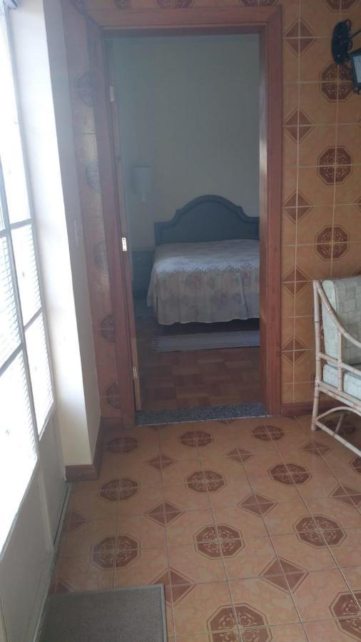 Flat Em Local Tranquilo, Com Garagem Dois Quarteiroes Do Centro Historico, 15 Min De Tiradentes Apartment Sao Joao del Rei Bagian luar foto