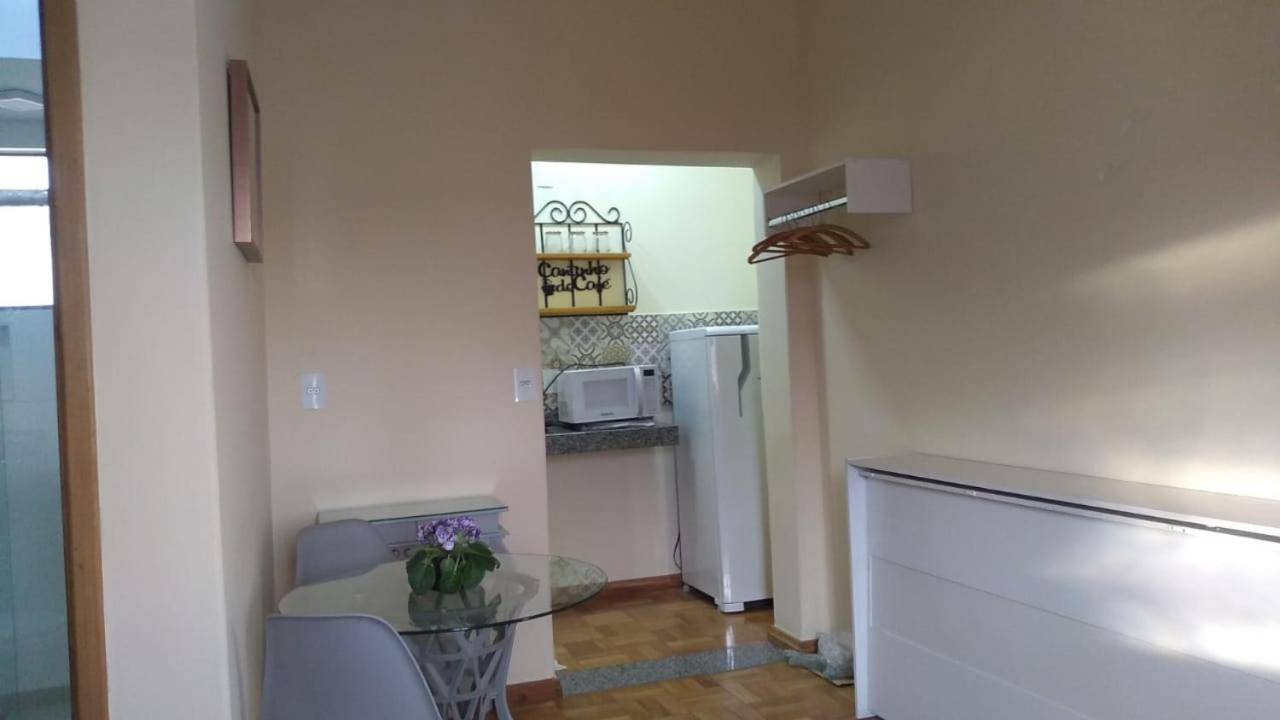 Flat Em Local Tranquilo, Com Garagem Dois Quarteiroes Do Centro Historico, 15 Min De Tiradentes Apartment Sao Joao del Rei Bagian luar foto
